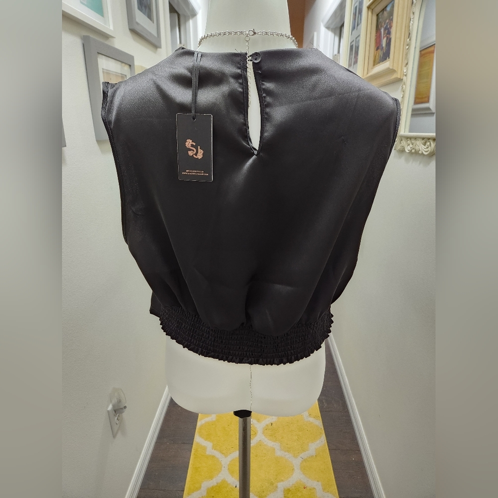 Top - Picture 4 of 5